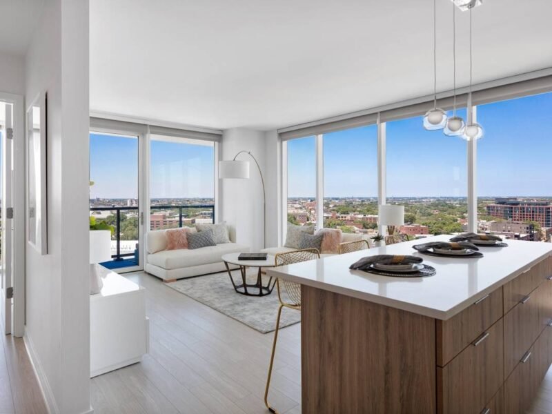 1br - Beautiful 1bed in Lincoln park with awesome amenities