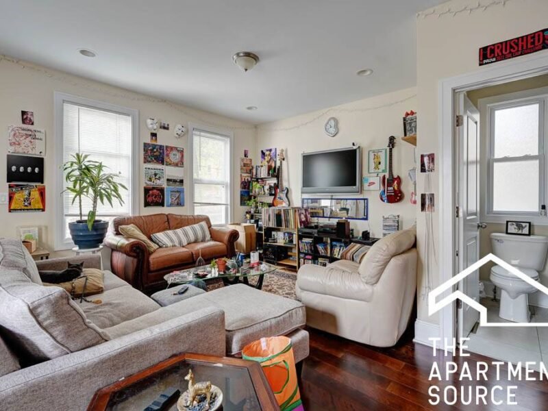 4br - 4BA2.5BA in Lincoln Park!