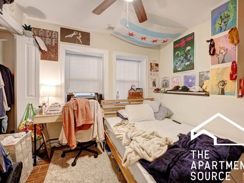 4br - 4BA2.5BA in Lincoln Park!